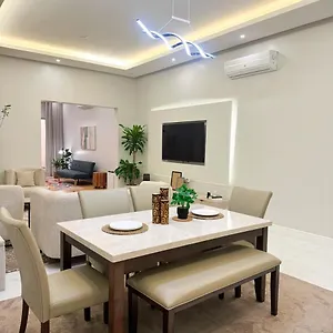 مودرن مقابلة البوليفارد Apartment